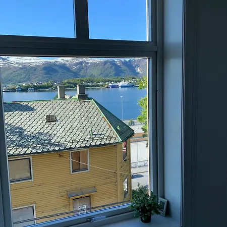 I Sentrum * Ålesund