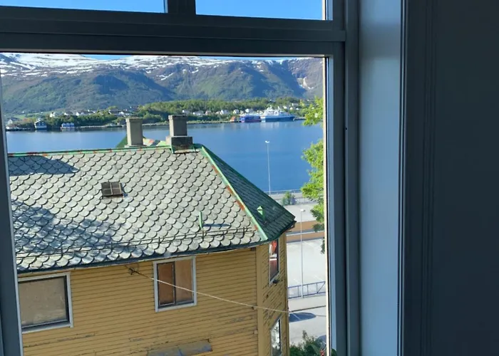 I Sentrum * Ålesund